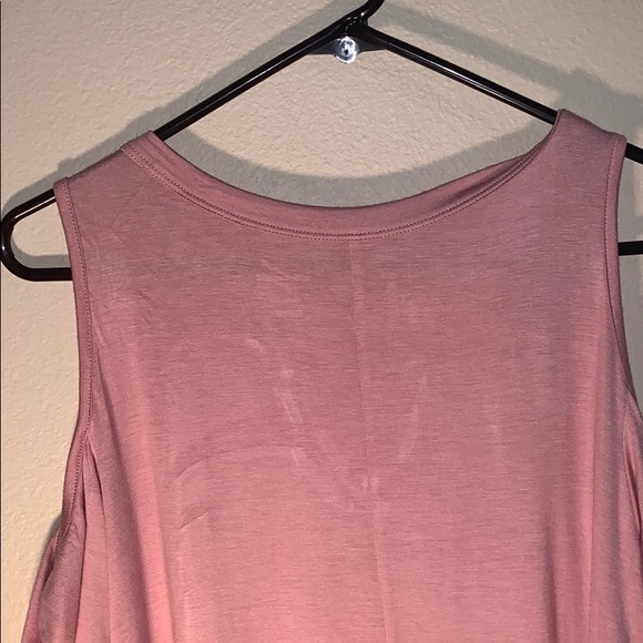 FRANCESCA’S mauve pink cold shoulder tee. NWT - Picture 6 of 8